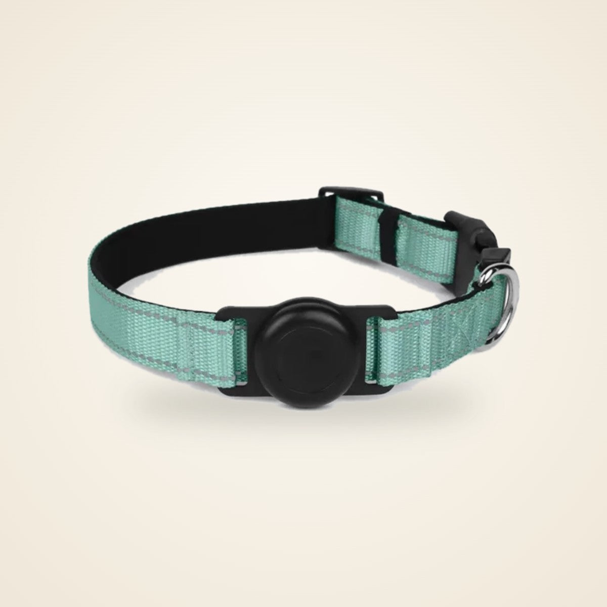 HooPet collar with the sealed tag holder